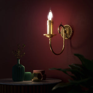 Classic wall lamp in brass with curved arm and candle-effect bulb holder, elegant vintage design by Ghidini 1849 - Finish: OBS Bronze Satin Brass