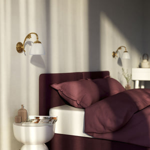 Classic brass wall lamp with a speckled white shade, vintage style for interiors by Ghidini 1849 - Finish: OBS Bronze Satin Brass