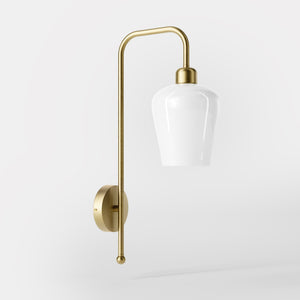 Vintage brass and white glass wall lamp, elegant lighting for refined interiors by Ghidini 1849 - Finish: OBV Bronze Satin Light Brass