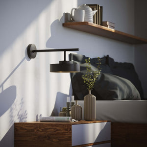 Wall lamp in metal with matte black and gold shade, sleek design for modern interiors by Ghidini 1849 - Finish: ONO Matt Black