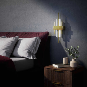 Brass wall lamp with two lights, compatible with OSRAM S14D bulbs, geometric design by Ghidini 1849 - Finish: OLV Polished Brass