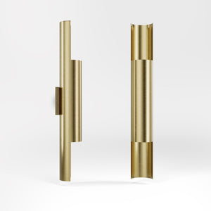 Contemporary brass wall lamp with tubular design, emits light upwards and downwards, ideal for modern spaces by Ghidini 1849 - Finish: OBV Bronze Satin Light Brass