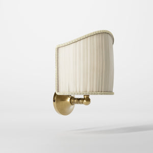 Classic wall lamp in brass with ivory fabric lampshade, elegant design, ideal for refined interiors by Ghidini 1849 - Finish: OBS Bronze Satin Brass