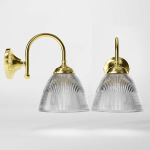 Wall lamp in brass with ribbed transparent glass shade, classic style, perfect for refined interiors by Ghidini 1849 - Finish: OLV Polished Brass