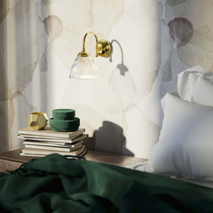 Wall lamp in brass with ribbed transparent glass shade, classic style, perfect for refined interiors by Ghidini 1849 - Finish: OLV Polished Brass