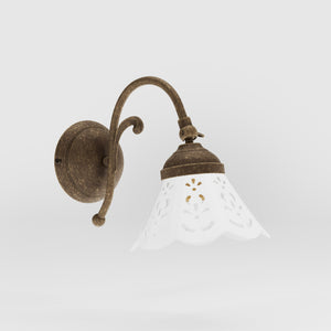 Brass wall lamp with ceramic shade, classic style Zefira by Ghidini 1849 - Finish: OAS Antique Brass