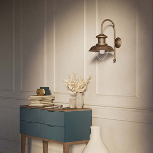 Nautical style wall lamp with brass arm and drop-shaped glass diffuser, Italian design inspired by vintage ship lanterns by Ghidini 1849 - Finish: OAS Antique Brass