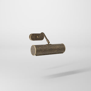 Brass picture light with 20cm shade, internal reflector, and adjustable joint. Perfect for enhancing artwork and interiors by Ghidini 1849 - Finish: OAS Antique Brass