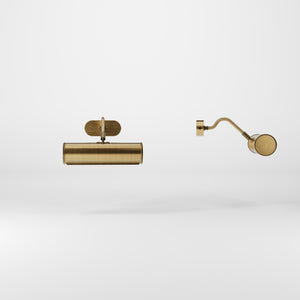 Brass picture light with 20cm shade, internal reflector, and adjustable joint. Perfect for enhancing artwork and interiors by Ghidini 1849 - Finish: OBS Bronze Satin Brass