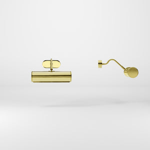 Brass picture light with 20cm shade, internal reflector, and adjustable joint. Perfect for enhancing artwork and interiors by Ghidini 1849 - Finish: OLV Polished Brass