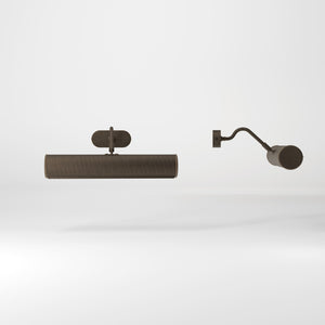 Brass picture light with 30cm shade, internal reflector, and adjustable joint. Ideal for enhancing artwork and decorative interiors by Ghidini 1849 - Finish: OBM Bronze Satin Matt Brass