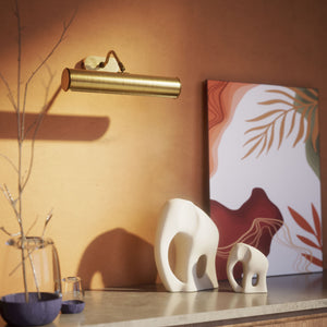 Brass picture light with 30cm shade, internal reflector, and adjustable joint. Ideal for enhancing artwork and decorative interiors by Ghidini 1849 - Finish: OBS Bronze Satin Brass