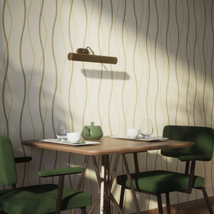 Brass picture light with reflector, adjustable arm, and minimalist design. Perfect for illuminating artwork in elegant interiors by Ghidini 1849 - Finish: OBM Bronze Satin Matt Brass