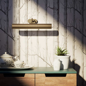 Brass picture light with reflector, adjustable arm, and minimalist design. Perfect for illuminating artwork in elegant interiors by Ghidini 1849 - Finish: OBM Bronze Satin Matt Brass