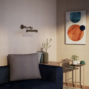 Brass picture light with adjustable arms and a 30 cm shade, timeless design Made in Italy by Ghidini 1849 - Finish: OBM Bronze Satin Matt Brass