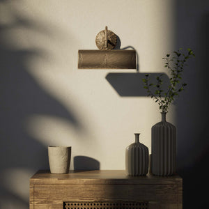 Baroque brass picture wall lamp with ornaments, decorative rosette and adjustable arm for artistic lighting by Ghidini 1849 - Finish: OBM Bronze Satin Matt Brass