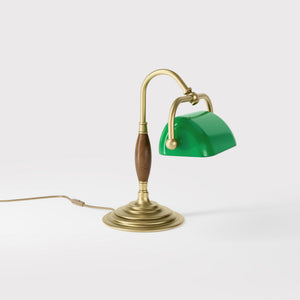 Petite brass and wood desk lamp with compact green shade and stepped concentric base in reduced format by Ghidini 1849 - Finish: OBV Bronze Satin Light Brass