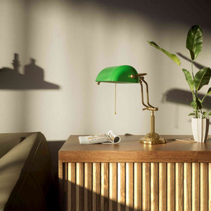Banker's lamp with green glass shade double joint ornamental brass base with leaf motifs and pull chain by Ghidini 1849 - Finish: OBS Bronze Satin Brass