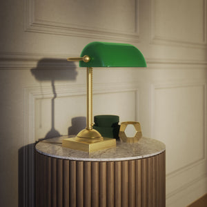 Vintage brass banker’s lamp with green shade, retro design perfect for desks and elegant offices by Ghidini 1849 - Finish: OBV Bronze Satin Light Brass