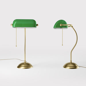 Banker's lamp with curved stem, green glass shade and domed brass base, golden pull chain for operation by Ghidini 1849 - Finish: OBV Bronze Satin Light Brass