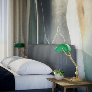 Adjustable brass Banker’s Lamp with green glass shade, classic design for office or study by Ghidini 1849 - Finish: OBV Bronze Satin Light Brass