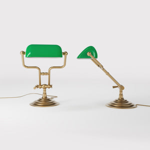 Small banker's lamp with green shade, adjustable brass arm and turned stepped base by Ghidini 1849 - Finish: OBS Bronze Satin Brass