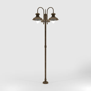 Complete outdoor post lamp with pole featuring three teardrop glass diffusers and brass structure from Amalfi collection by Ghidini 1849 - Finish: OAS Antique Brass
