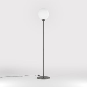 Brass floor lamp with frosted glass globe, elegant lighting for interiors - Finish: OBR Dark Bronze