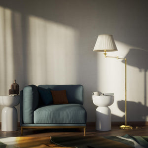 Brass floor lamp with ivory fabric shade and adjustable arm, ideal for elegant interiors by Ghidini 1849 - Finish: OLV Polished Brass