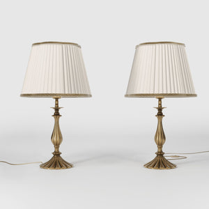 Brass table lamp with fan-shaped base and pleated fabric shade with decorative trim from Petalo collection by Ghidini 1849 - Finish: OBS Bronze Satin Brass