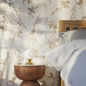 1930s style table lamp with glossy white glass globe and domed brass base Italian retro design - Finish: OLV Polished Brass