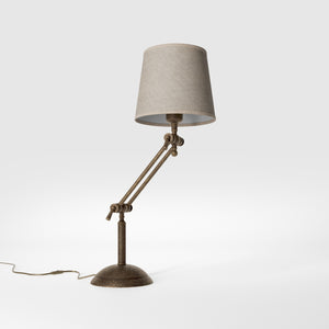 Classic brass table lamp with fluted stem adjustable double joint and grey linen-effect fabric shade Made in Italy by Ghidini 1849 - Finish: OAS Antique Brass