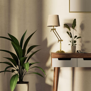 Classic brass table lamp with fluted stem adjustable double joint and grey linen-effect fabric shade Made in Italy by Ghidini 1849 - Finish: OLV Polished Brass