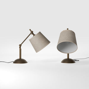 Brass table lamp with linen-effect fabric shade adjustable jointed structure decorated base Made in Italy by Ghidini 1849 - Finish: OBM Bronze Satin Matt Brass