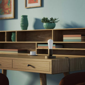 Minimalist brass table lamp, essential and elegant design, ideal for bedside tables, desks, and shelves by Ghidini 1849 - Finish: OBM Bronze Satin Matt Brass