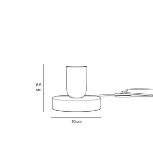 Minimalist brass table lamp, essential and elegant design, ideal for bedside tables, desks, and shelves by Ghidini 1849