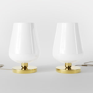 Brass table lamp with white glass shade, refined design for sophisticated interiors by Ghidini 1849 - Finish: OLV Polished Brass