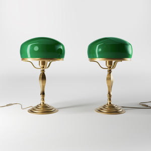 Vintage mushroom lamp in brass with green glass shade, elegant and timeless design by Ghidini 1849 - Finish: OBS Bronze Satin Brass