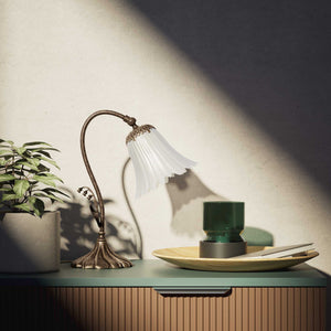 Brass table lamp with floral frosted glass shade, elegant Art Nouveau design for refined interiors by Ghidini 1849 - Finish: OAS Antique Brass