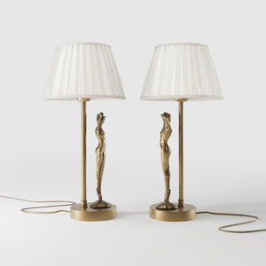 Art Deco table lamp with dancing brass female figure and pleated ivory fabric shade, essential circular base by Ghidini 1849 - Finish: OBS Bronze Satin Brass