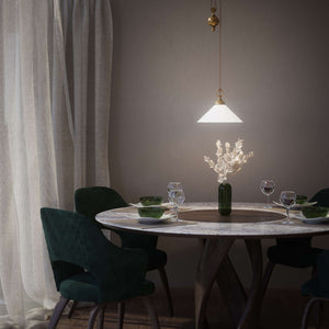 Pendant lamp in brass with a glossy white glass shade and height-adjustable pulley system by Ghidini 1849 - Finish: OBS Bronze Satin Brass