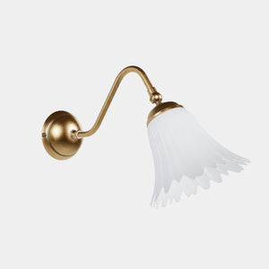Brass wall lamp with floral frosted glass shade, vintage contemporary design for interiors by Ghidini 1849 - Finish: OBS Bronze Satin Brass