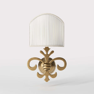 Baroque brass wall lamp with fleur-de-lis motif and decorative scrolls, ivory pleated shade, elegant classic style Made in Italy - Finish: OBS Bronze Satin Brass