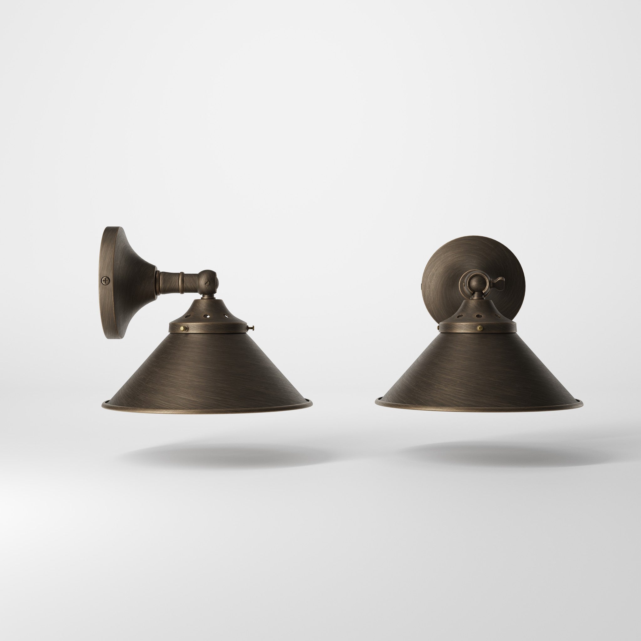 Brass wall-mounted light, vintage design with adjustable joint, elegant and functional interior lighting by Ghidini 1849 - Finish: OBM Bronze Satin Matt Brass