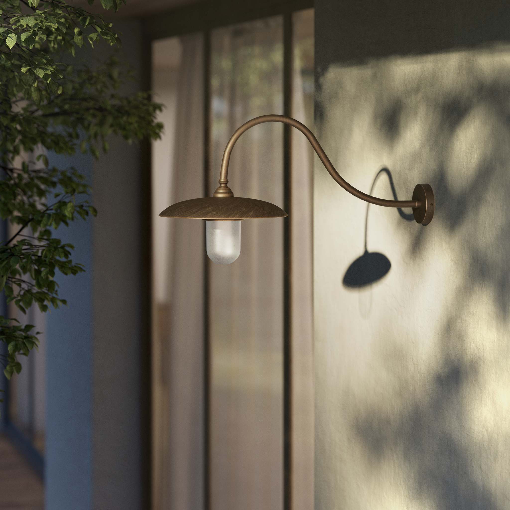 Vintage brass outdoor wall lamp with curved arm and protected glass by Ghidini 1849 - Finish: OBM Bronze Satin Matt Brass