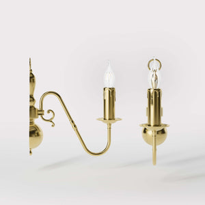 Flemish style brass wall lamp with decorative sphere and curved arm, classic design for interior lighting - Finish: OLV Polished Brass