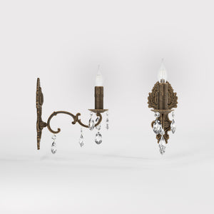 Classic brass wall lamp with crystal pendants baroque style by Ghidini 1849 - Finish: OBM Bronze Satin Matt Brass