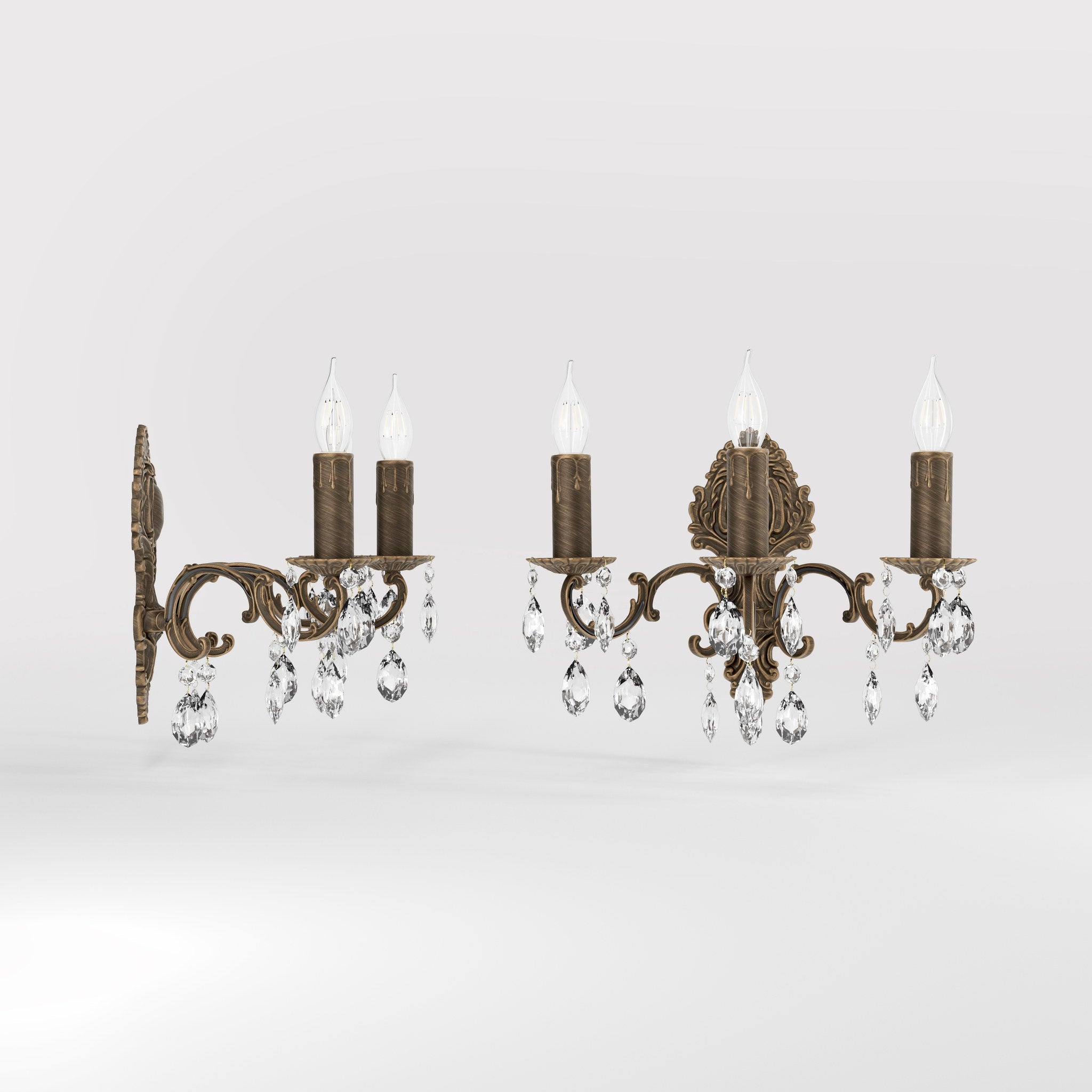Baroque brass wall lamp with three lights and crystal pendants by Ghidini 1849 - Finish: OBM Bronze Satin Matt Brass