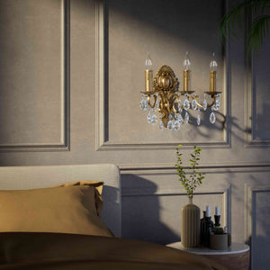 Baroque brass wall lamp with three lights and crystal pendants by Ghidini 1849 - Finish: OBS Bronze Satin Brass
