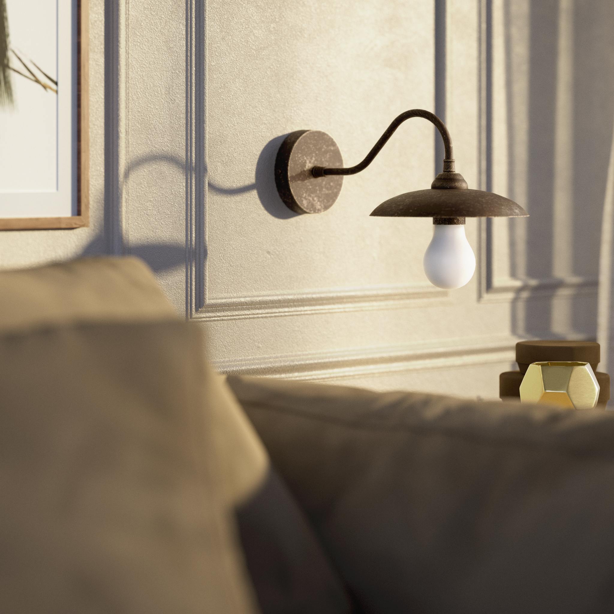 Vintage brass wall lamp with curved arm, ideal for sophisticated interiors by Ghidini 1849 - Finish: OAS Antique Brass